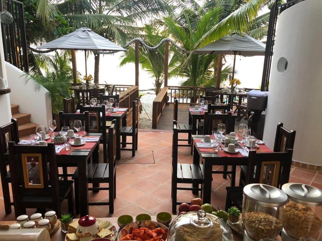 Hotel Kaluwala Necocli Exterior photo